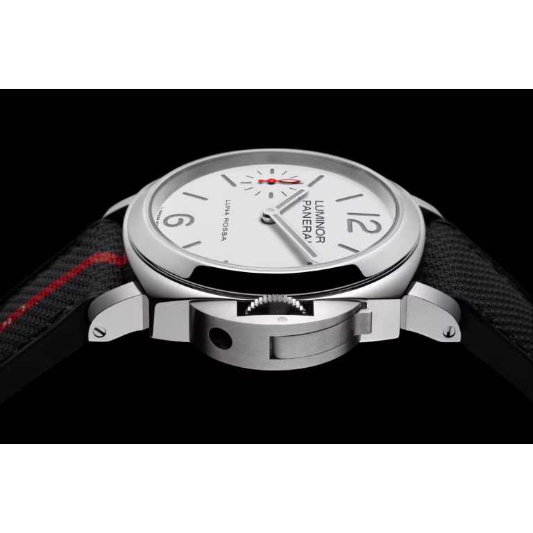 Resim LUMINOR LUNA ROSSA - 44 MM