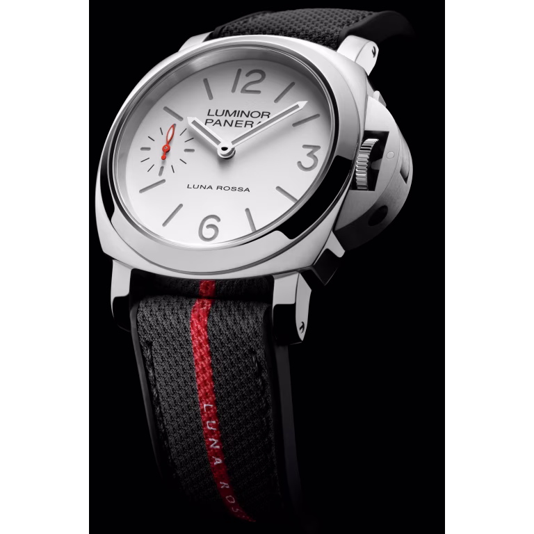 Resim LUMINOR LUNA ROSSA - 44 MM